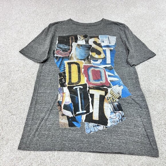 Nike T-Shirt Men’s Gray Short Sleeve Size Medium - Picture 1 of 10